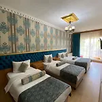 Golden Palace - Sultanahmet ホテル 3*