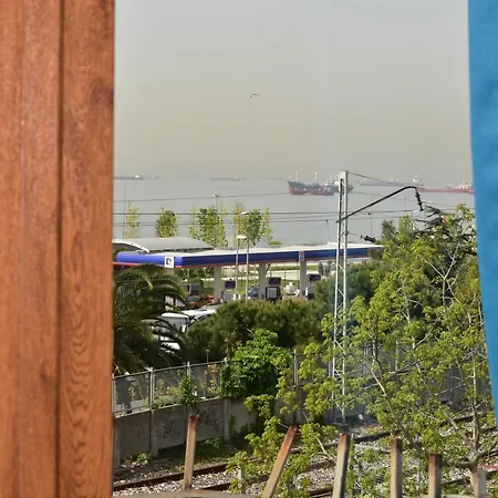 Golden Palace Sea View