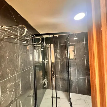 Golden Palace Sea View