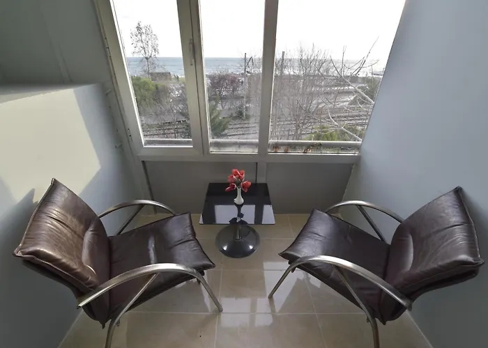 Hotel Golden Palace Sea View 3*