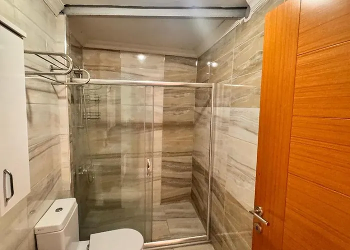 Golden Palace Sea View Hotel 3*