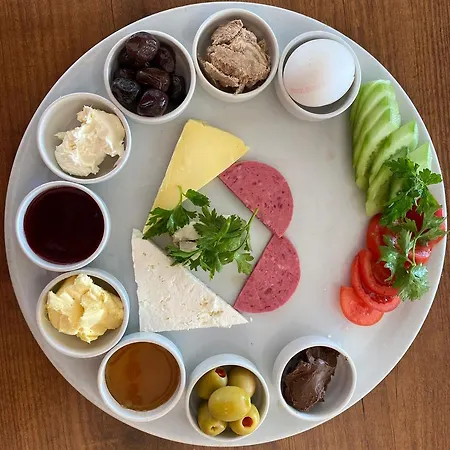 Golden Palace Sea View