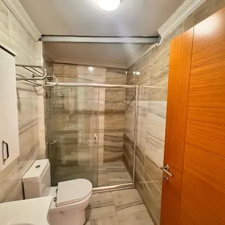 Golden Palace Sea View Hotel 3*